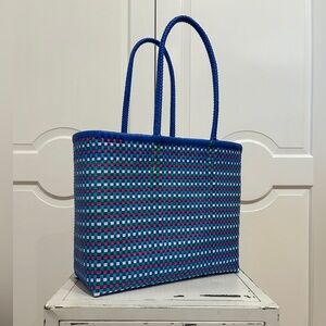 Handmade Mexican Artisan Plastic Woven Tote bag. Eco-Friendly beach bags.